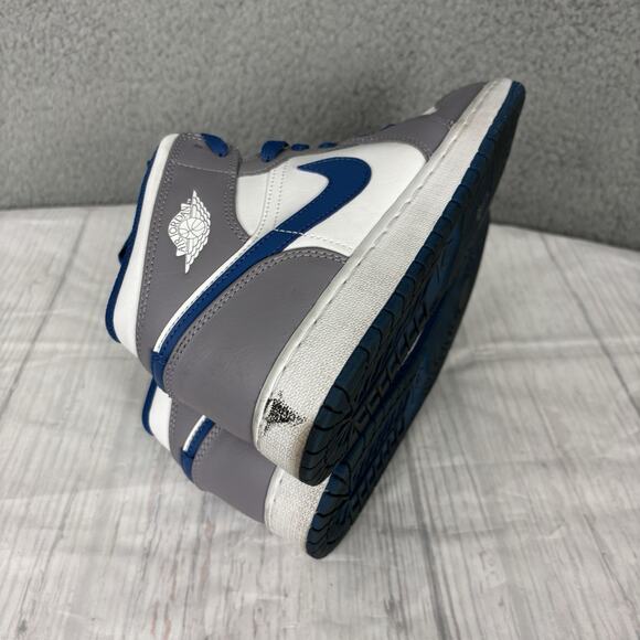 Nike Air Jordan 1 Mid True Blue Grey White Shoes DQ8423-014 size 6.5Y, Women's 8 - Picture 16 of 16
